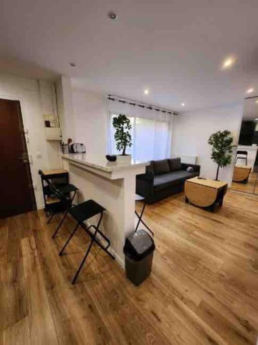 Superbe Appartement A 8 Minutes De La Nation. ปารีส ภายนอก รูปภาพ